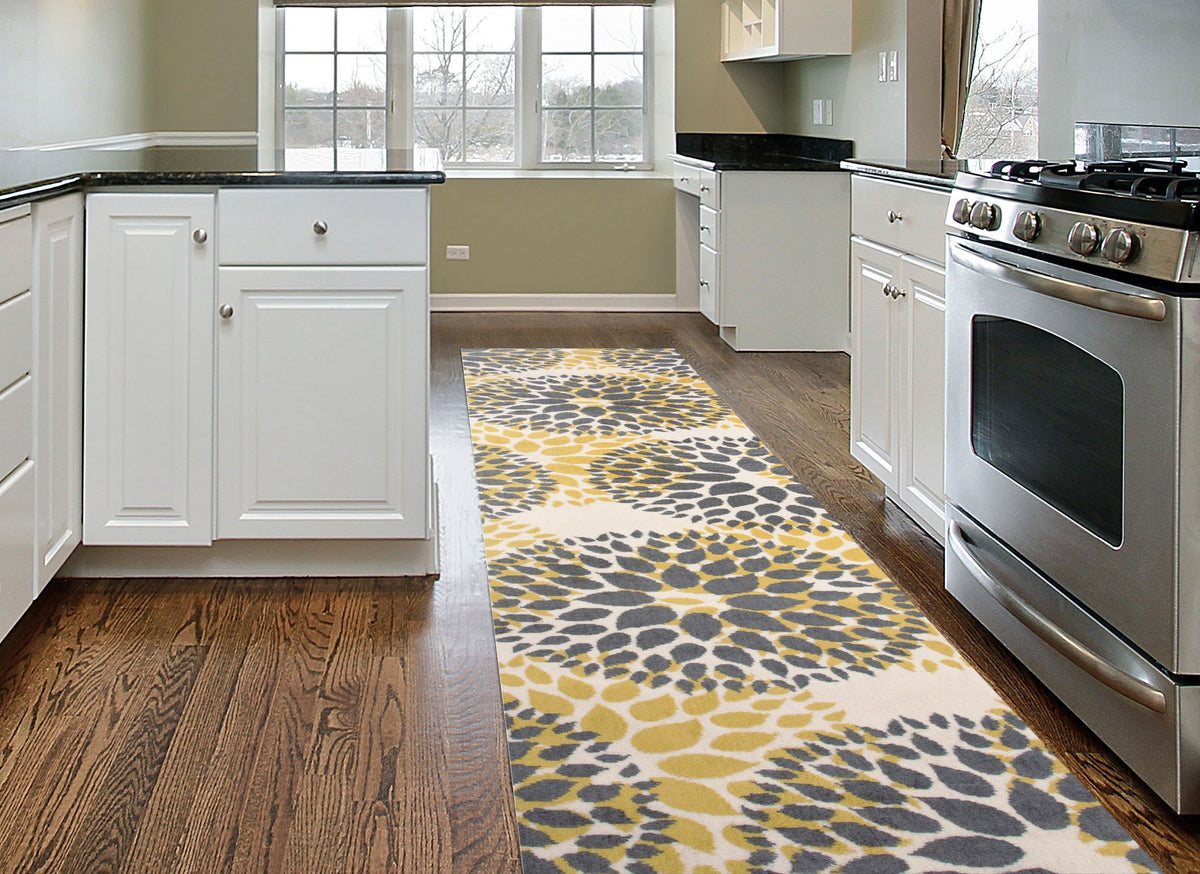 Newport 9099 Yellow Area Rug