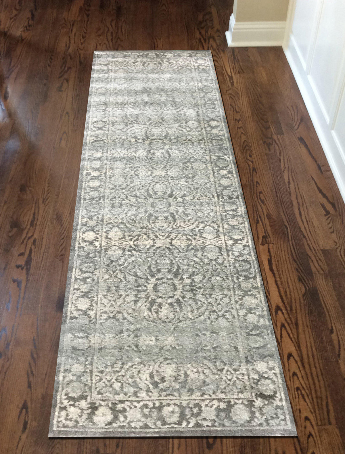 Allora 3564 Grey Area Rug (2&#39;2 x 7&#39;7)