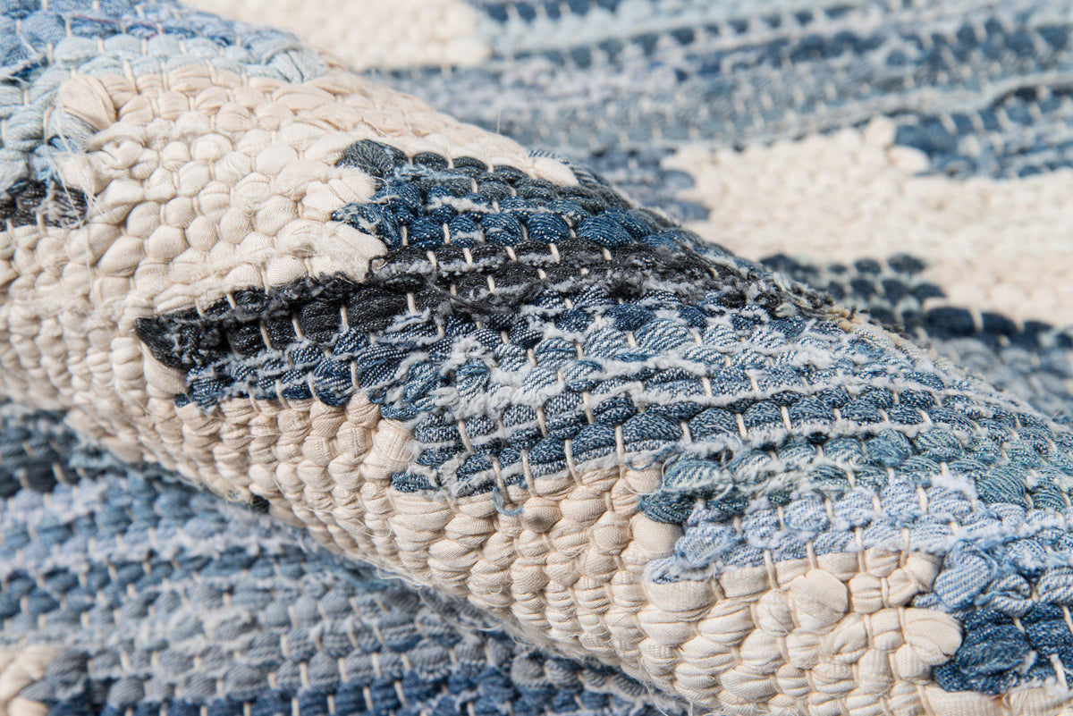 Novogratz California CAL-2 Blue Area Rug ( 7&#39;6&quot; X 9&#39;6&quot;)