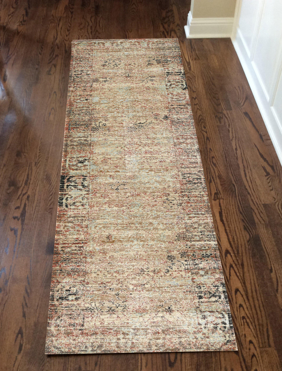 Francesca 500 Beige Area Rug (2&#39;2 x 7&#39;7)