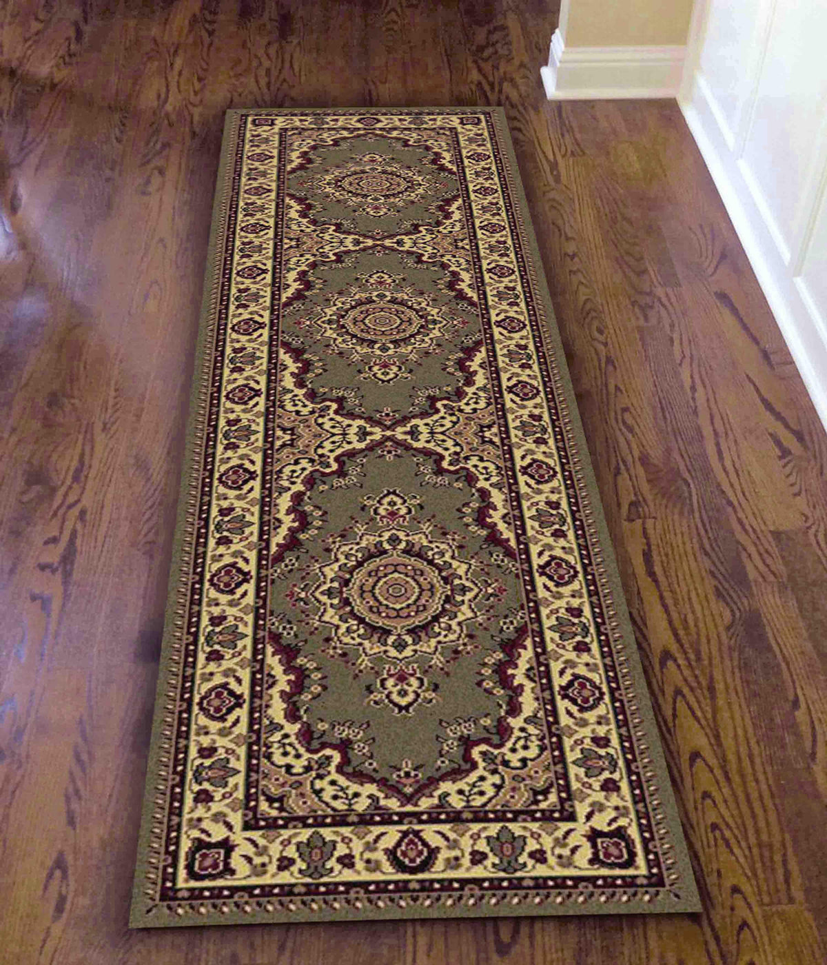 Genevieve 1191 Sage Area Rug (2&#39;2 X 7&#39;7)