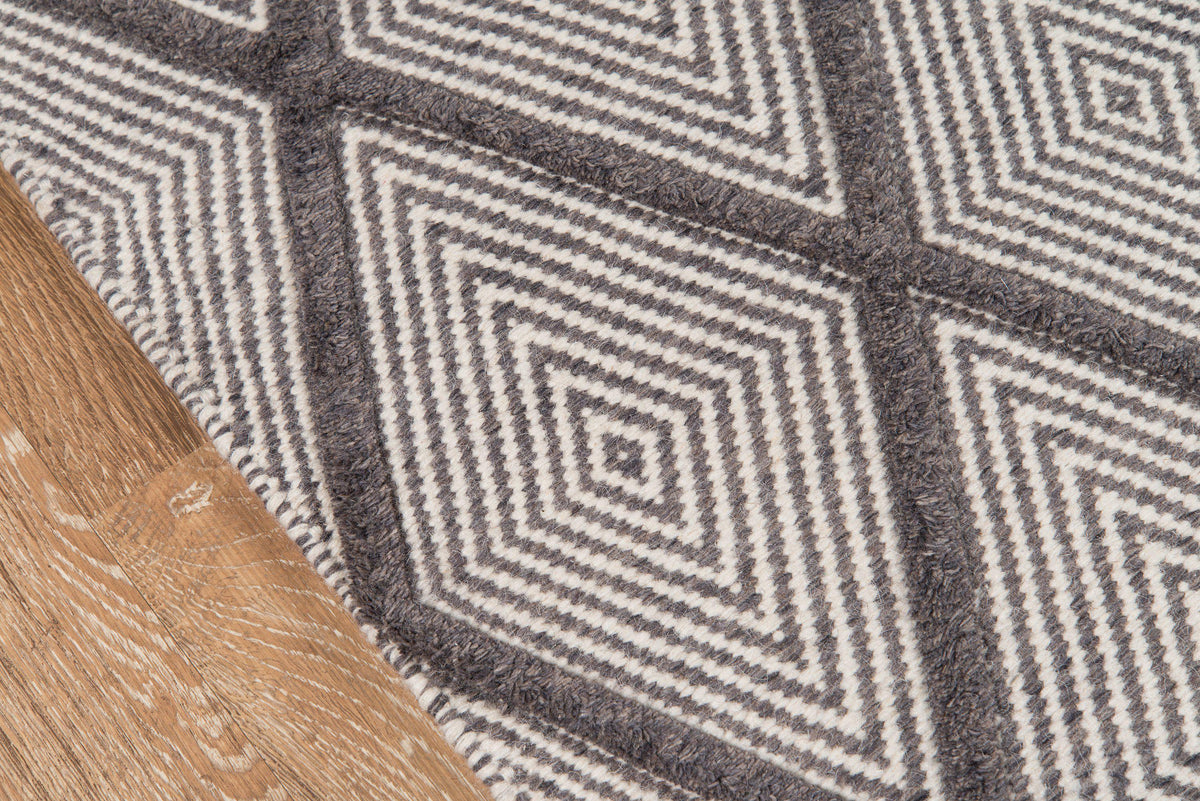Erin Gates by Momeni Langdon LGD-3 Spring Charcoal Area Rug-Area Rug-Momeni-The Rug Truck