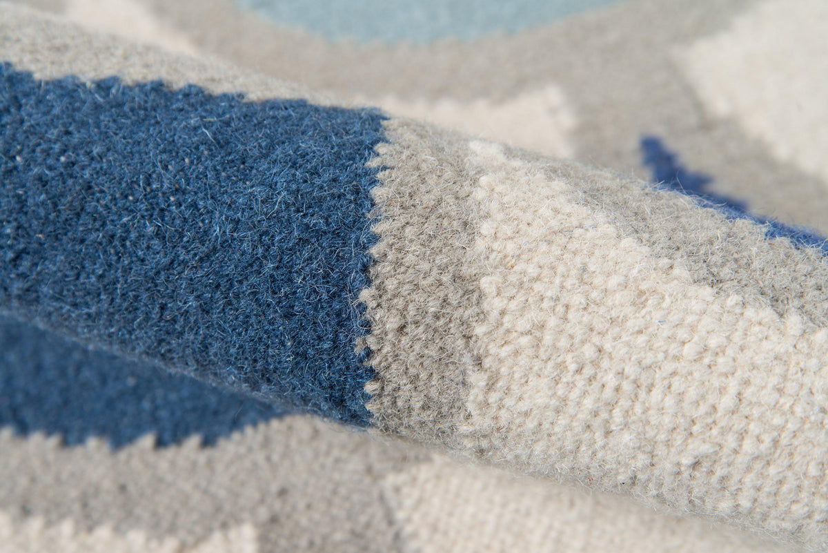 Novogratz Topanga TOP-2 Blue Area Rug ( 7&#39;6&quot; X 9&#39;6&quot;)