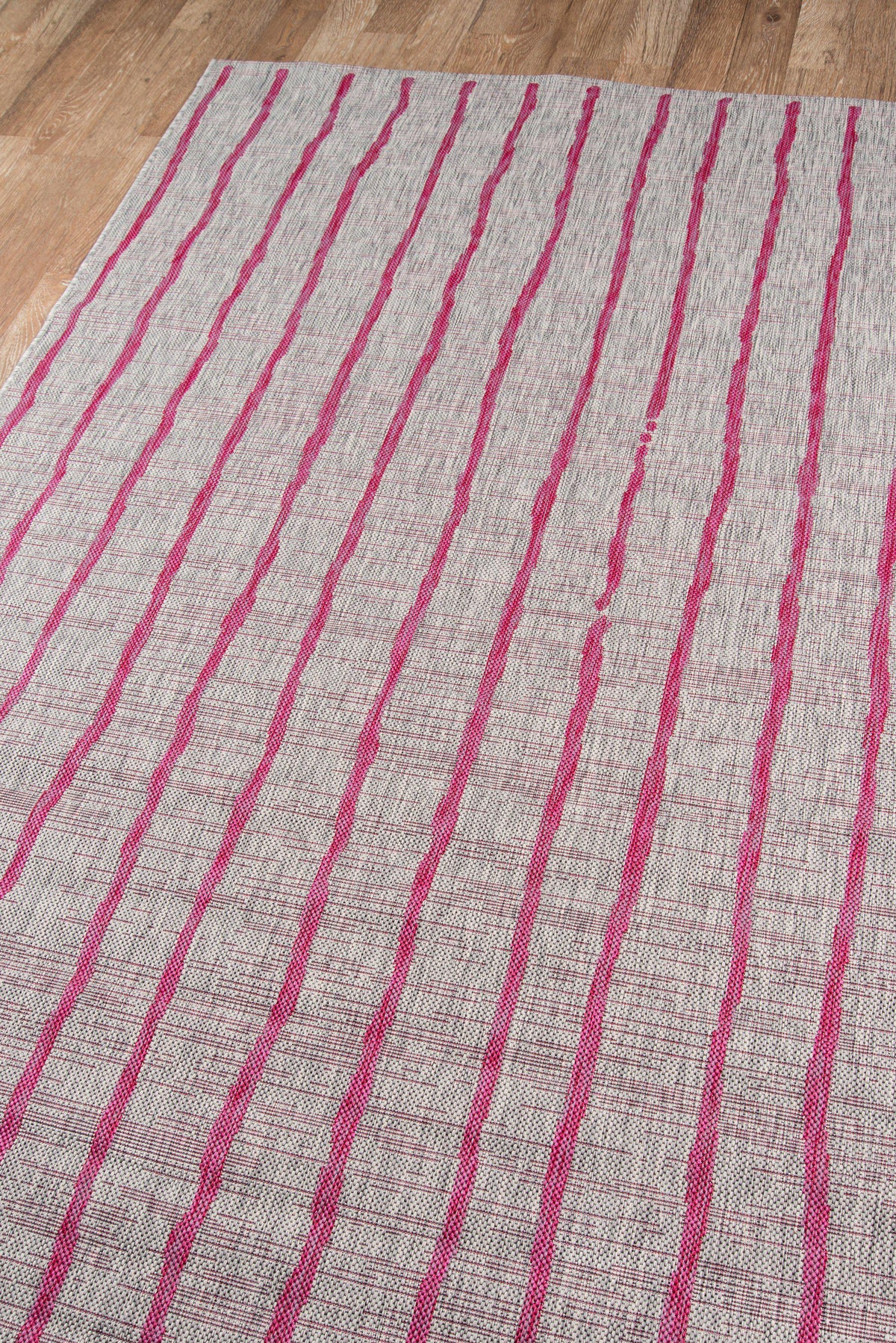 Novogratz by Momeni Villa VI-03 Sicily Fuschia Area Rug-Area Rug-Momeni-The Rug Truck