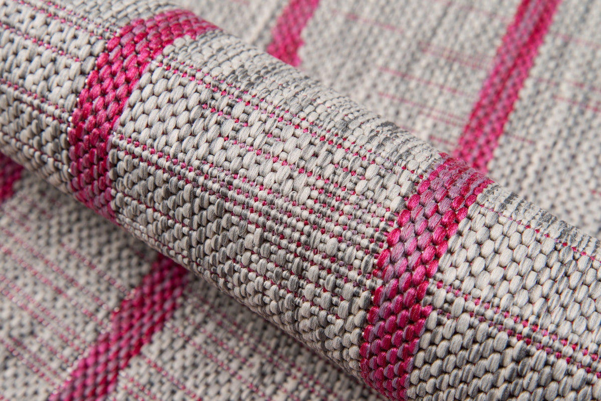 Novogratz by Momeni Villa VI-03 Sicily Fuschia Area Rug-Area Rug-Momeni-The Rug Truck