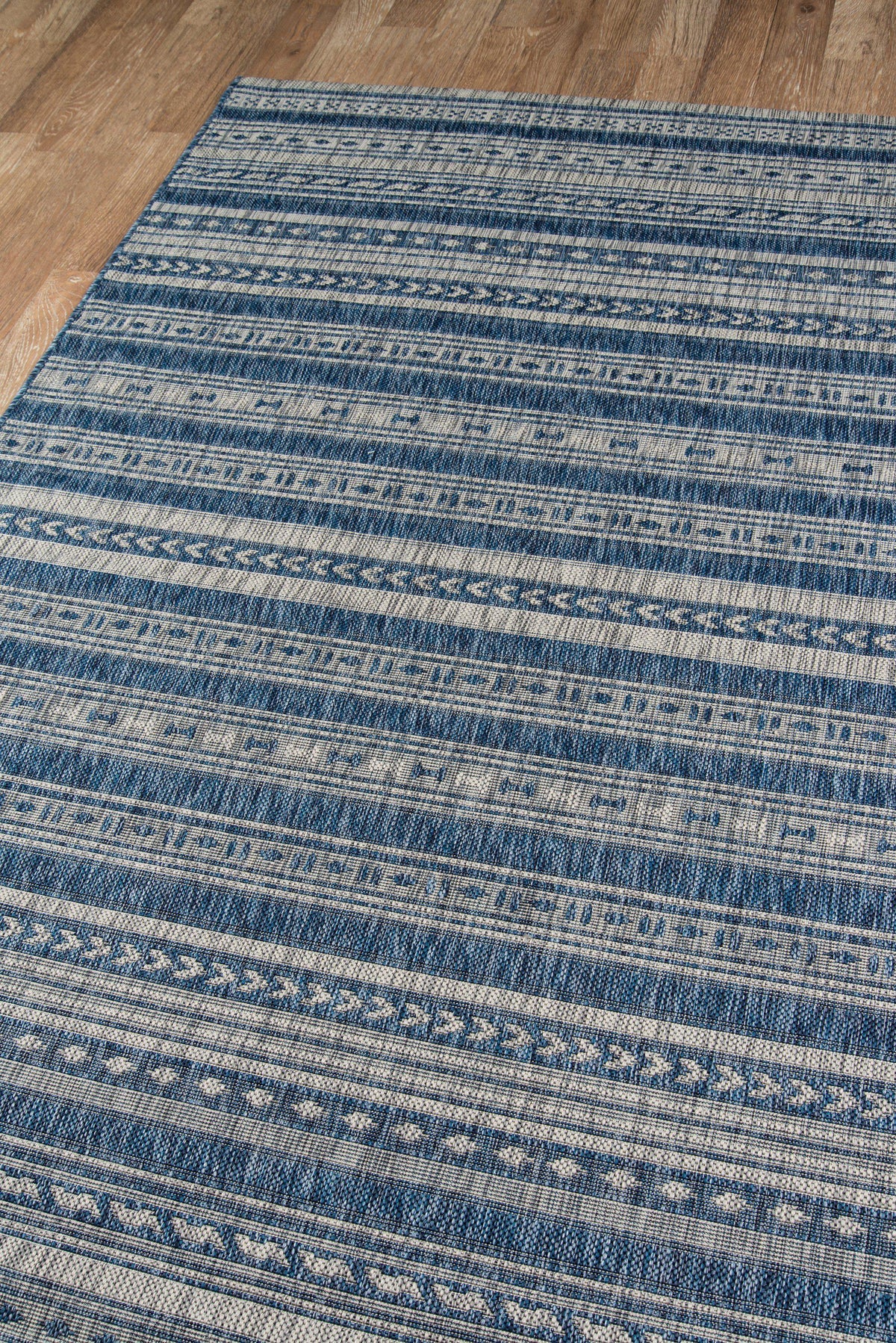 Novogratz by Momeni Villa VI-04 Tuscany Blue Area Rug-Area Rug-Momeni-The Rug Truck