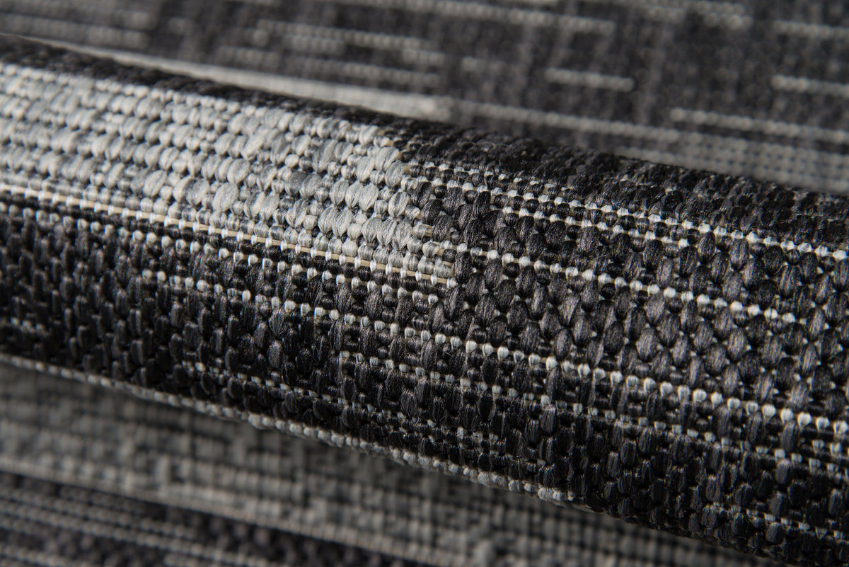 Novogratz Villa VI-07 Charcoal Area Rug ( 7&#39;10&quot; X 10&#39;10&quot;)