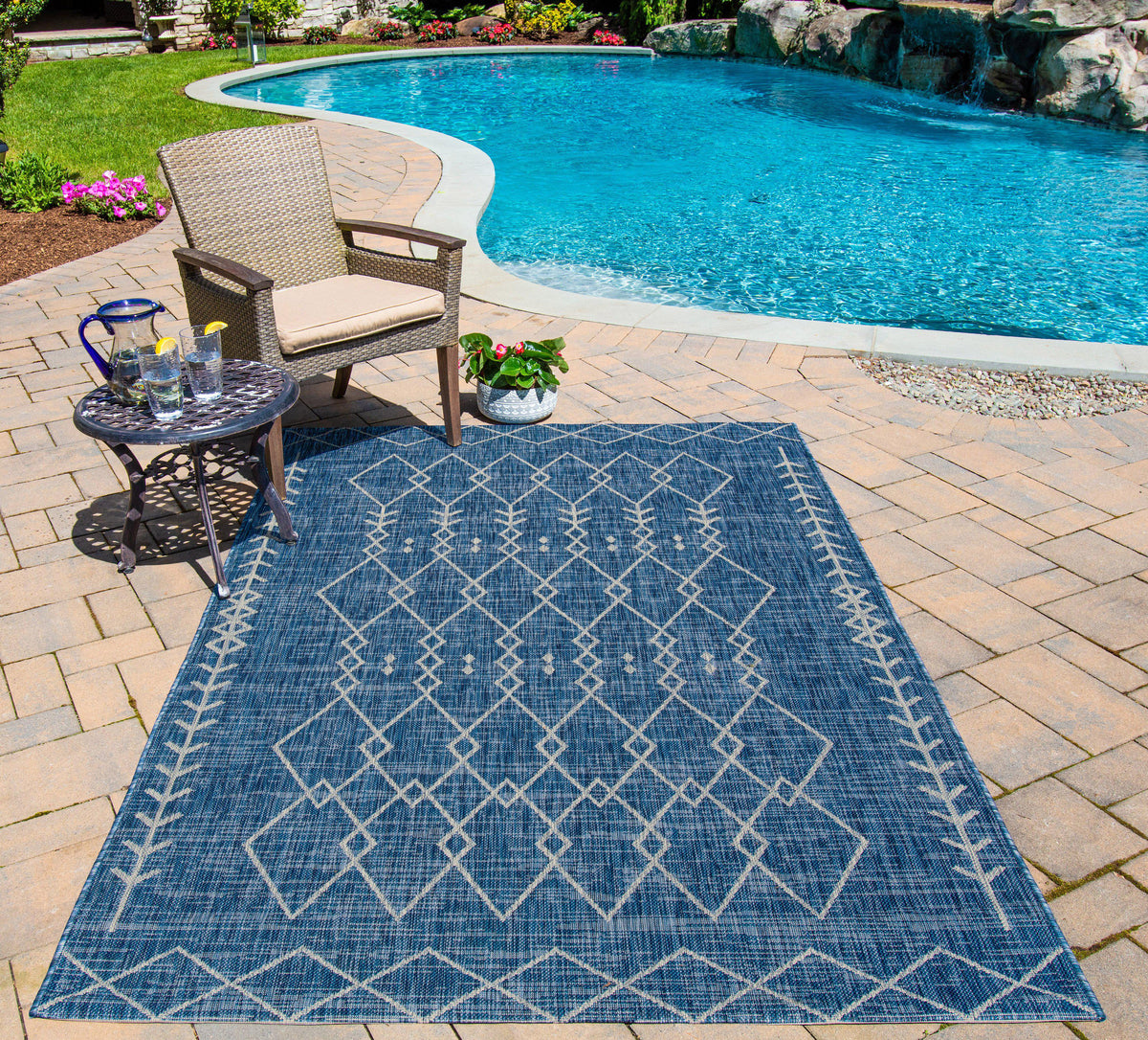 Novogratz Villa VI-08 Blue Area Rug ( 7&#39;10&quot; X 10&#39;10&quot;)