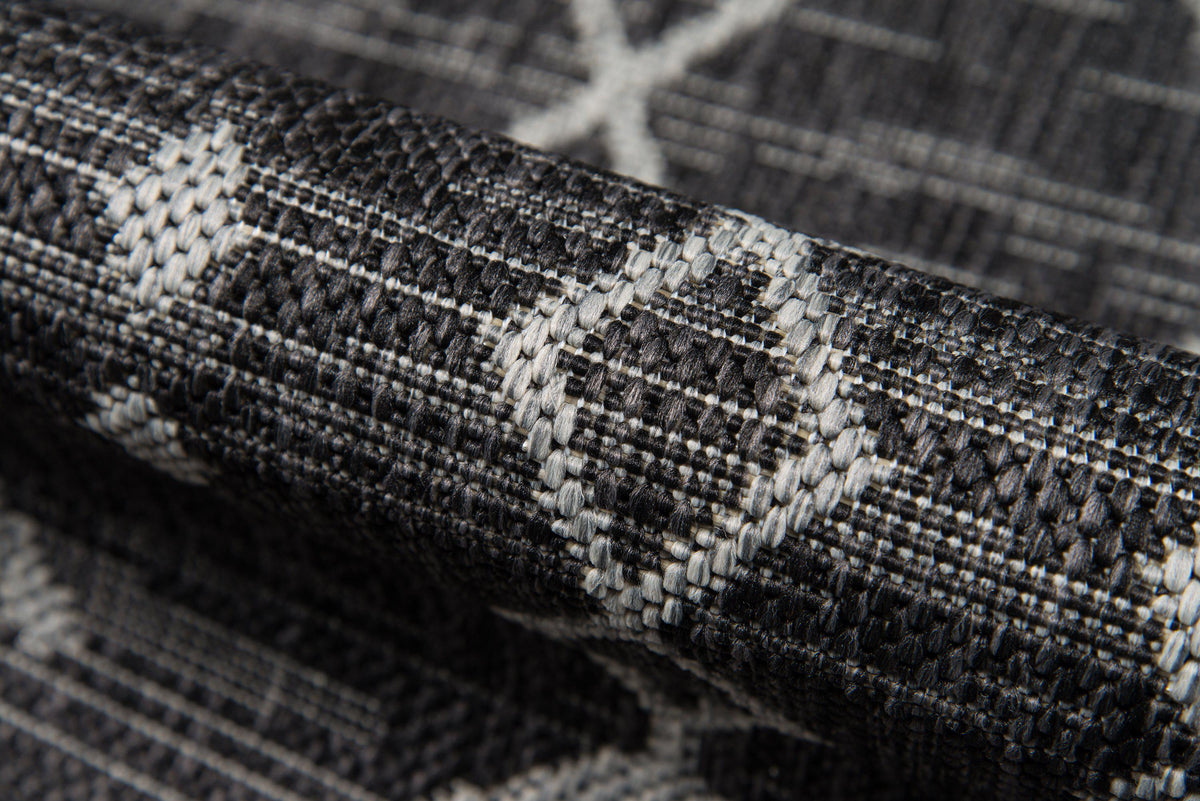 Novogratz Villa VI-08 Charcoal Area Rug ( 7&#39;10&quot; X 10&#39;10&quot;)