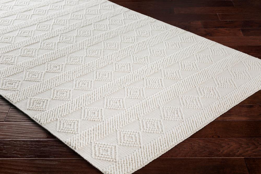 Hilde White 9&#39; x 12&#39; Rug