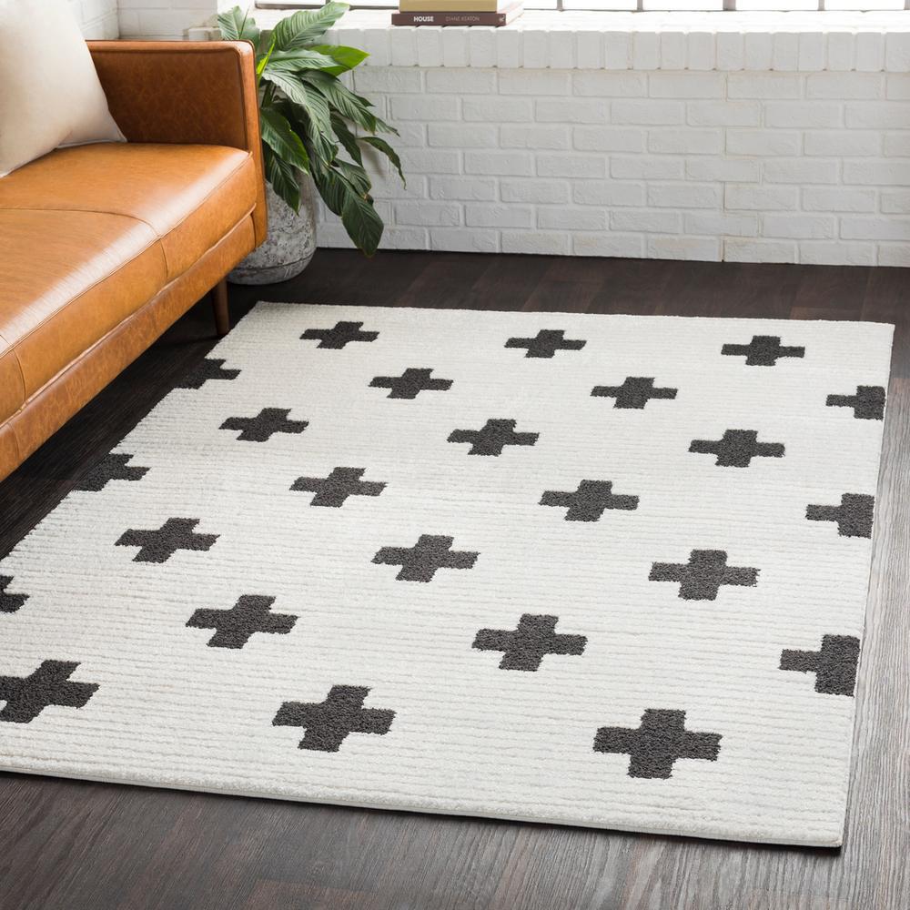 Maggie Black 7&#39;10&quot; x 10&#39;3&quot; Rug